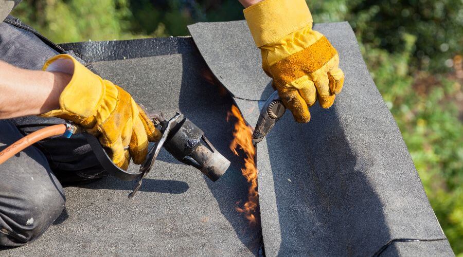 Expert Emergency Roof Repairs services in Mazon, IL